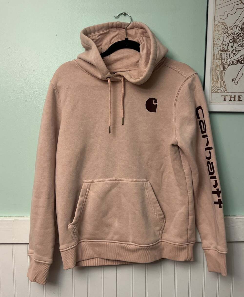 Carhartt Women's Relaxed Fit Midweight Logo Sleeve Graphic Sweatshirt Ash Rose M
